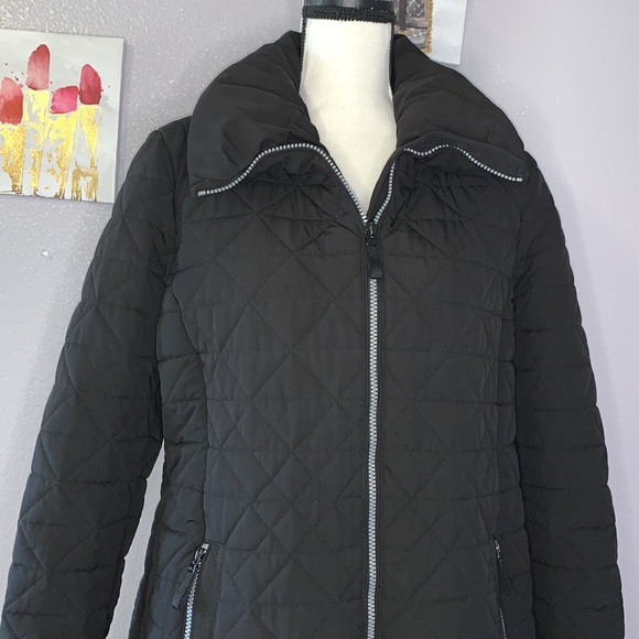 Marc New York Andrew Marc black puffer coat with hood - Picture 2 of 9
